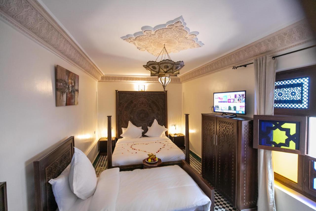 Riad Anis פס מראה חיצוני תמונה