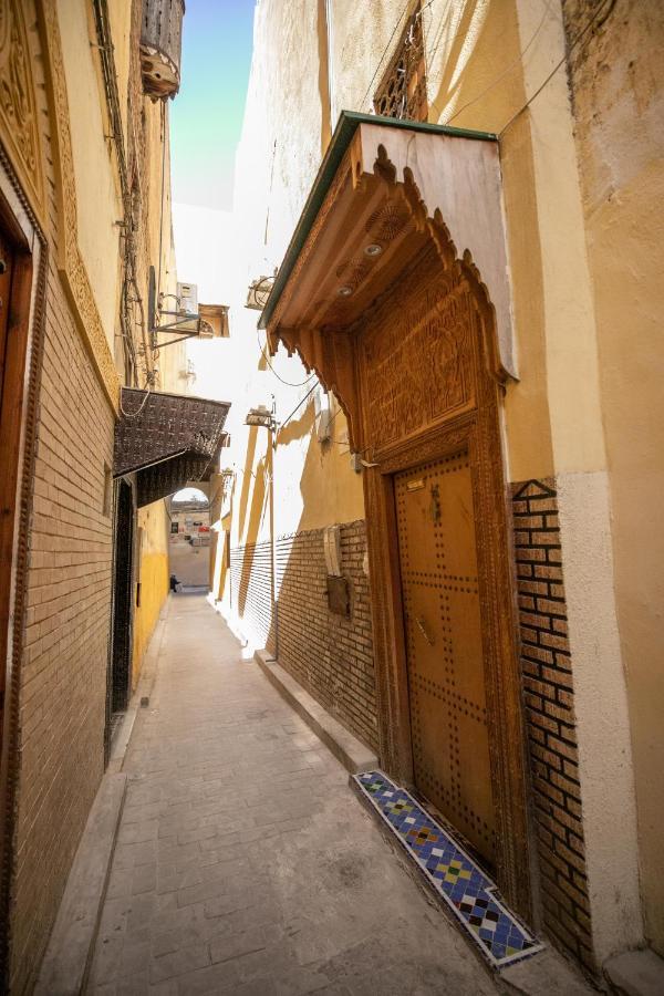 Riad Anis פס מראה חיצוני תמונה