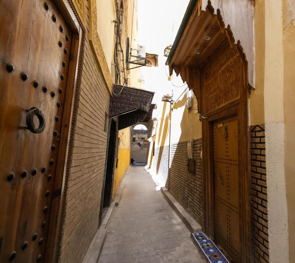 Riad Anis פס מראה חיצוני תמונה